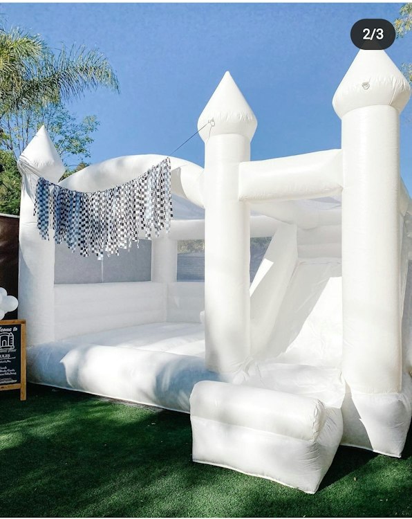 Bounce House - Luxe White Cloud Slide