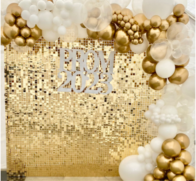 Gold shimmer Wall