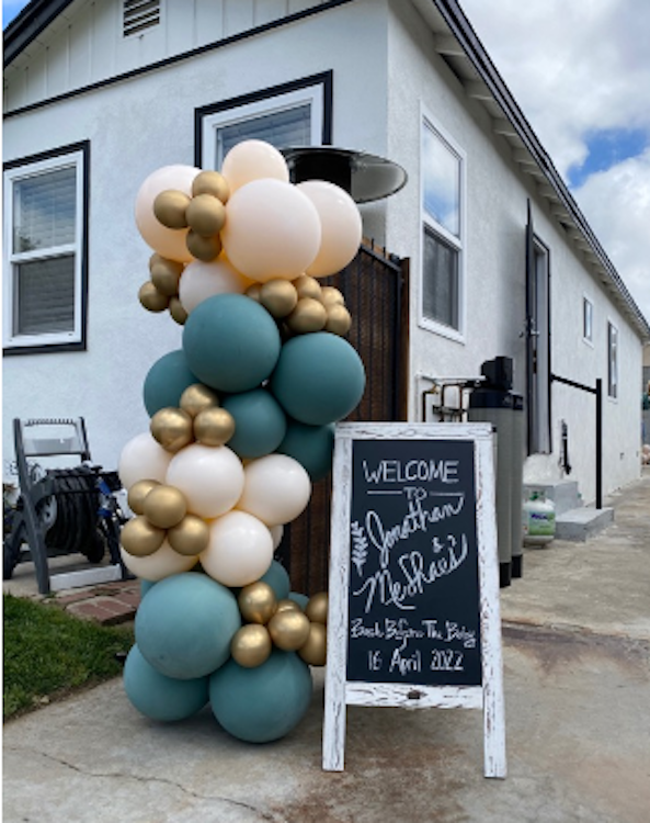 Balloon Column