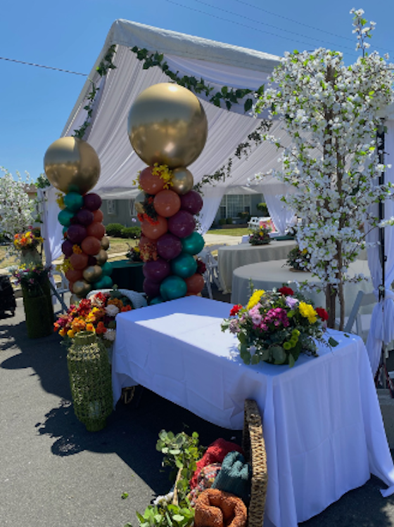 Balloon Column