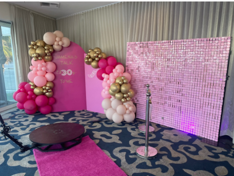 Light pink shimmer Wall