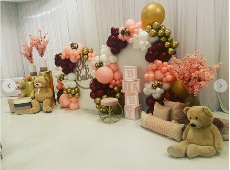 Hoop Backdrop with Balloons