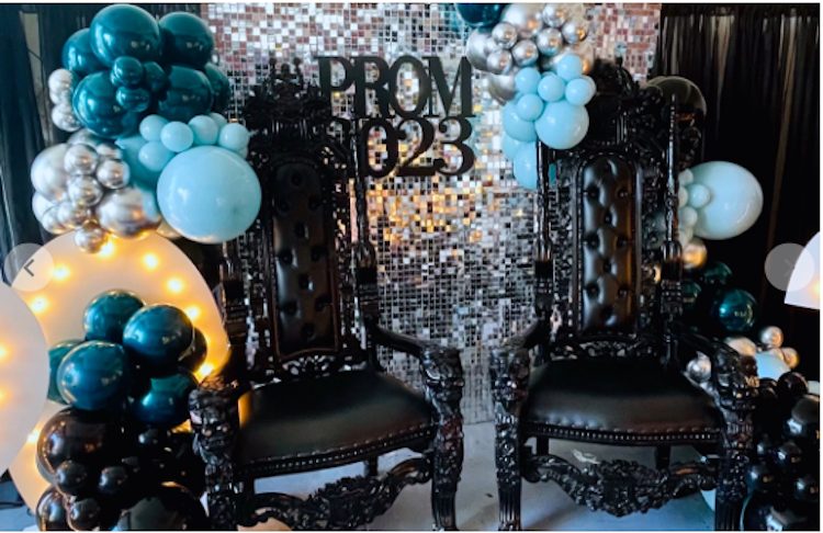Silver shimmer Wall