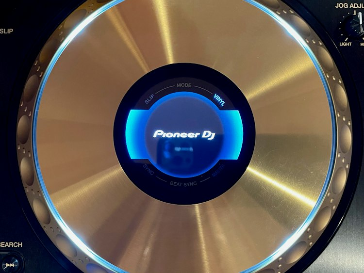 Gold DJ Package w/ Sound & Lights