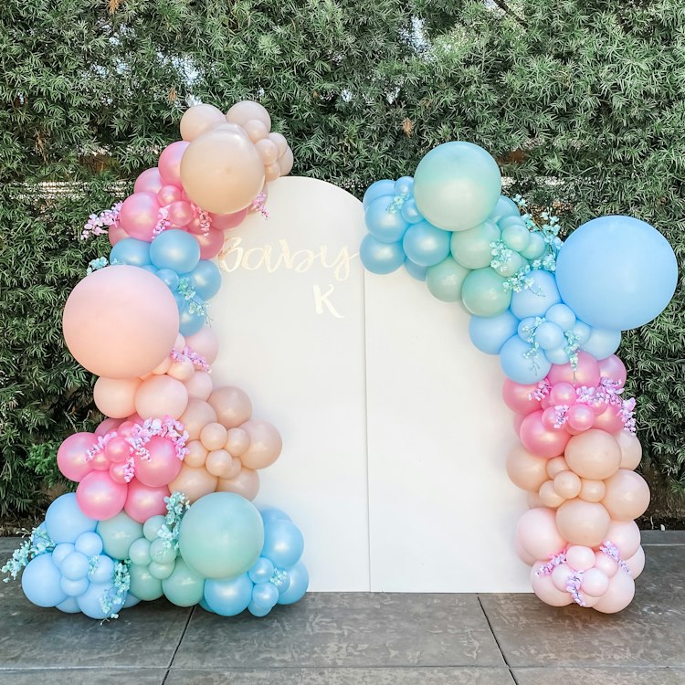2  Backdrops with Balloon