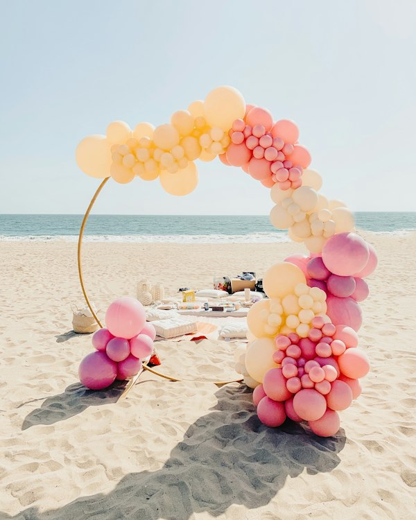 Circle Balloon Arch - Partially Filled