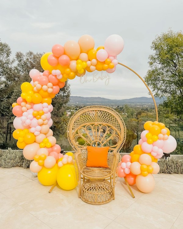 Gold Circle Frame Rental