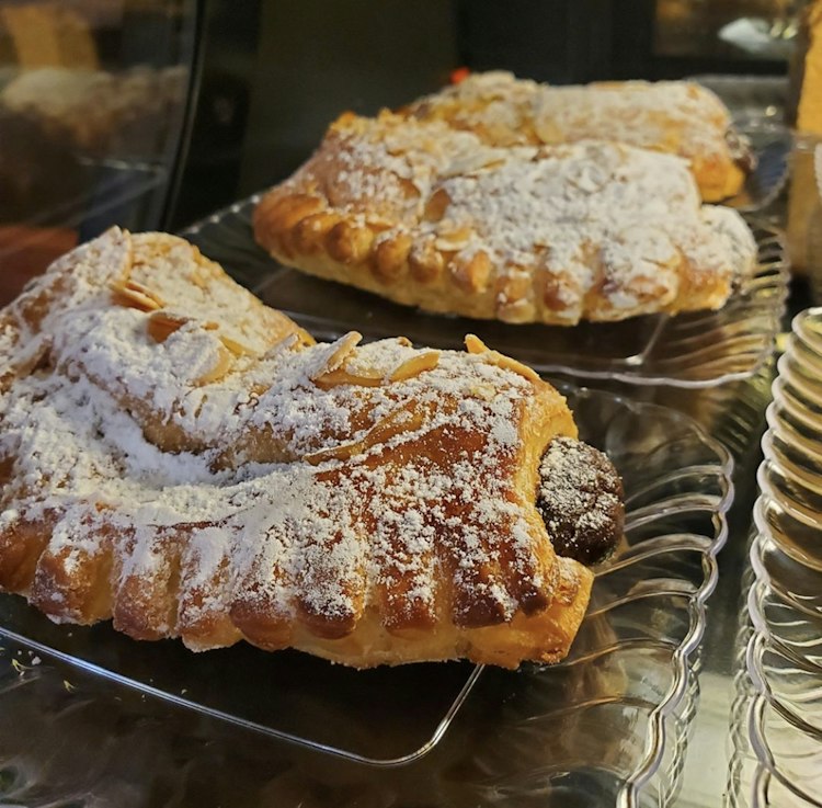 1/2 Dozen Mixed Pastries and/or Bagels