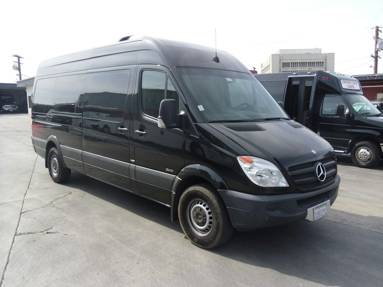 Van Rental (Seats 10)