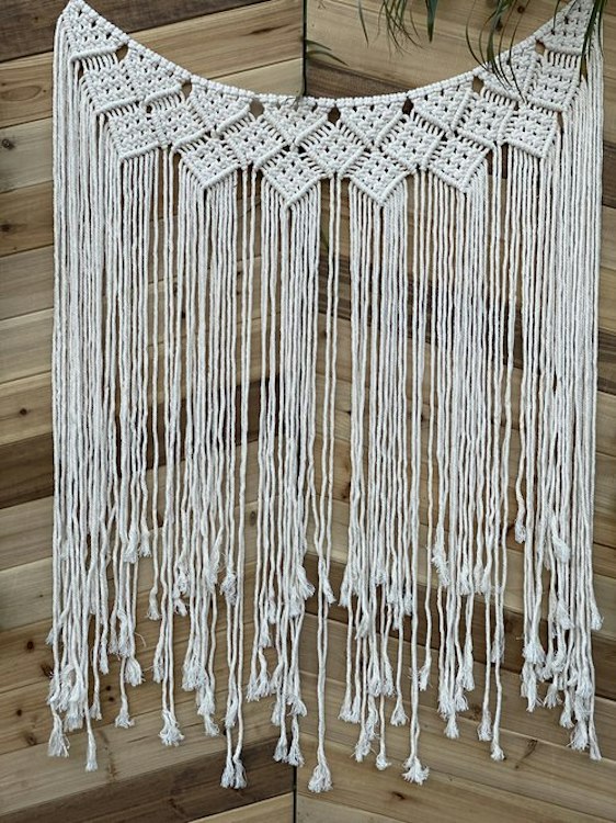 39x45" Macramé Backdrop Décor