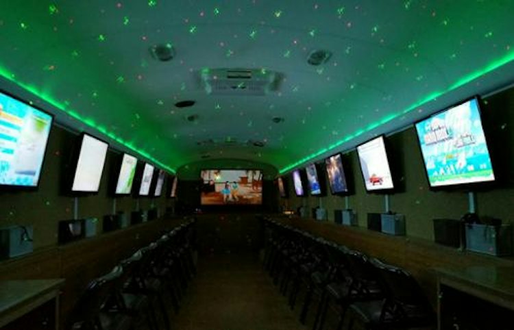 Video Gaming Bus