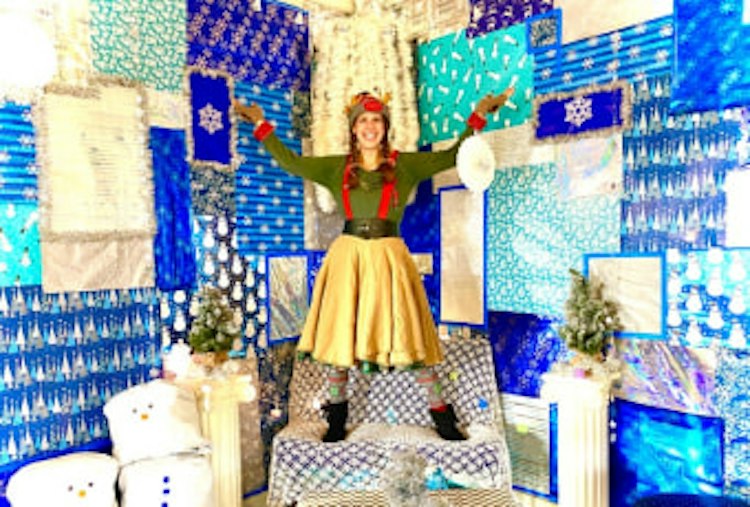 Elf Performer