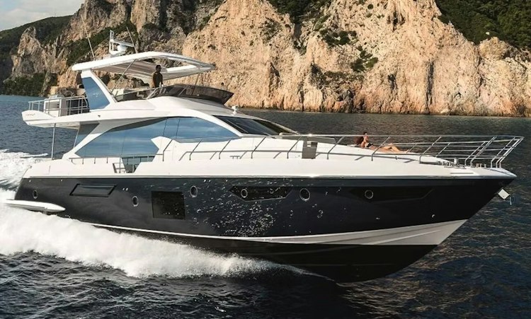 Azimut Yacht