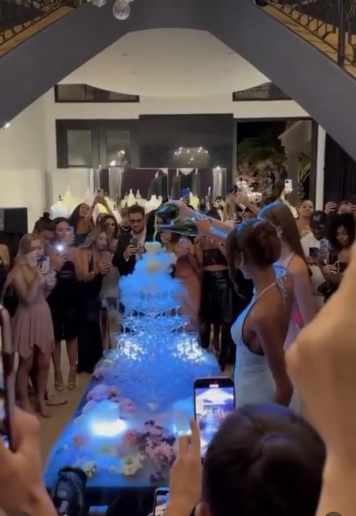 Magic Champagne Tower