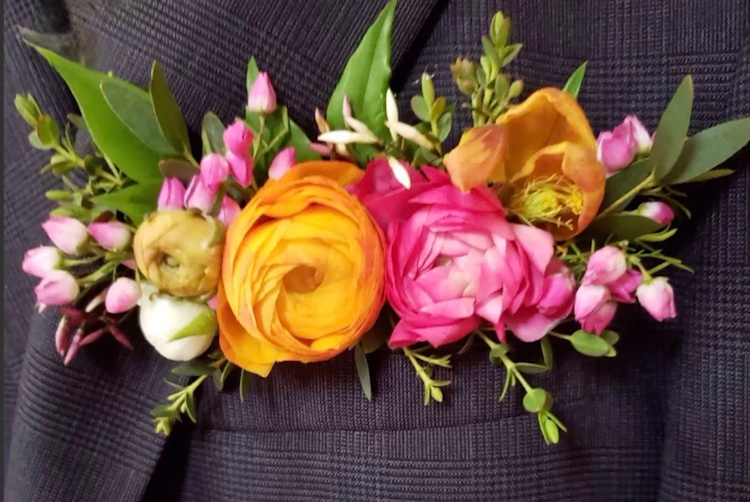Vibrant Boutonnières