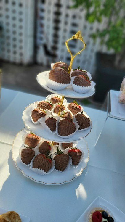 Chocolate Covered Strawberries (per dozen)