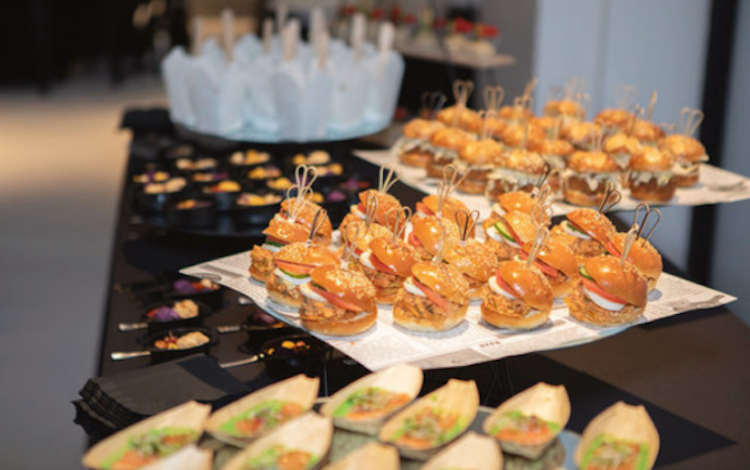 Mini Appetizer & Dessert Platter Menu