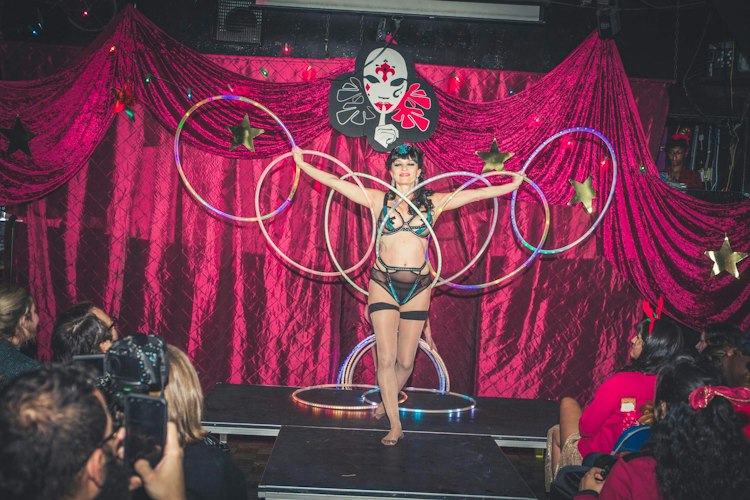 Hoola Hoops