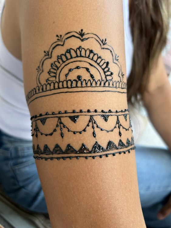 Henna Twinkle