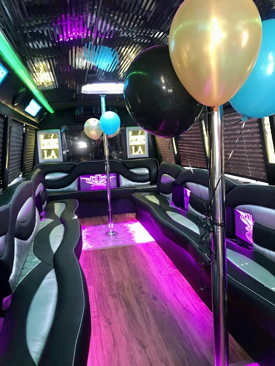 EXCEUTIVE LA - LUXURY PARTY BUSES AND SEDANS & SUV'S