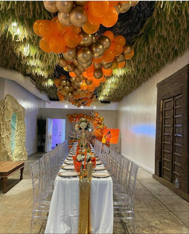 Sandra's Decorations - Balloons, Dessert Tables, Flowers and More