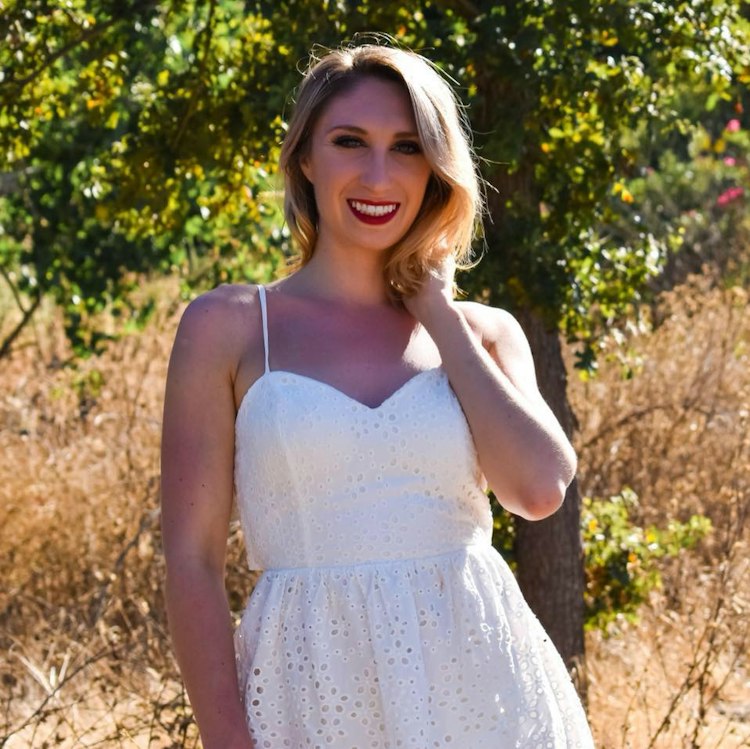 Jennifer B