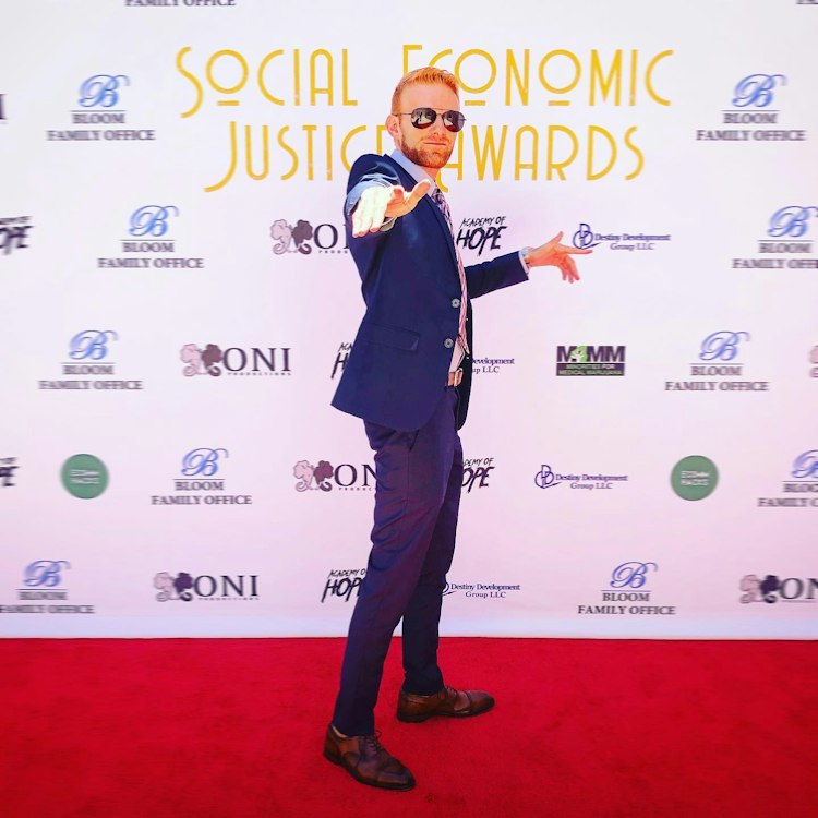 Justin Garfield: Emcee, Singer, Comedian