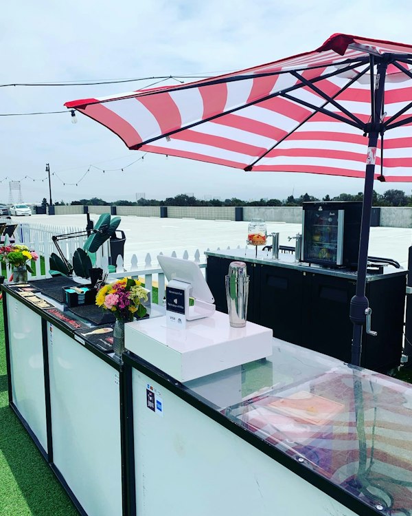 Bar & grill *Catering