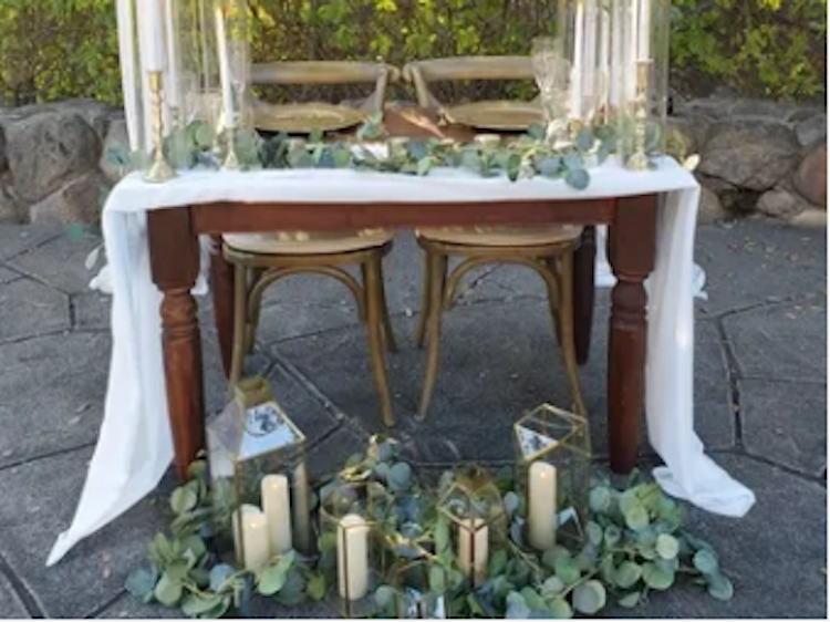 Cassidy rustic sweetheart table