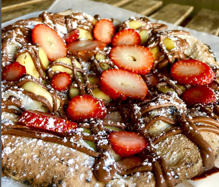 Pizza + Dessert Buffet
