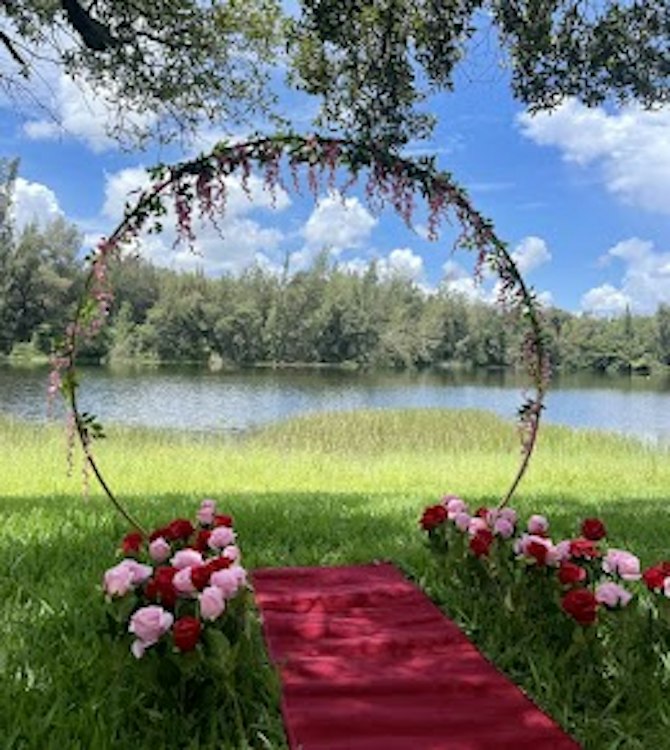 Elite Walkway