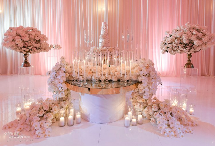 Full floral garland