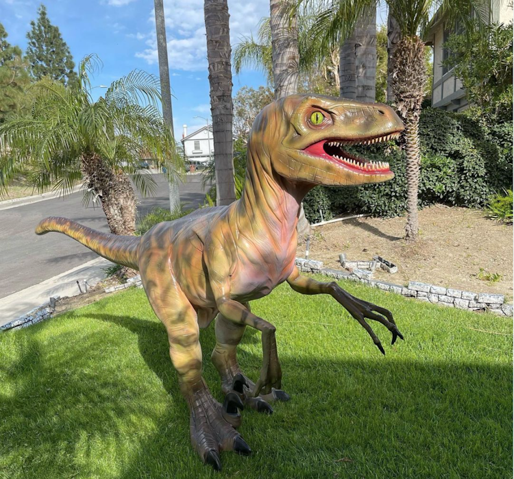 Deinonychus
