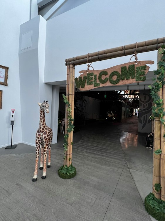 Animal Bamboo Post Package