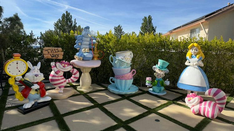 Alice in Wonderland Prop Package
