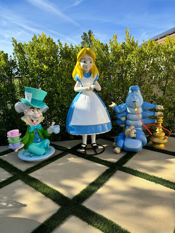 Alice in Wonderland Prop Package