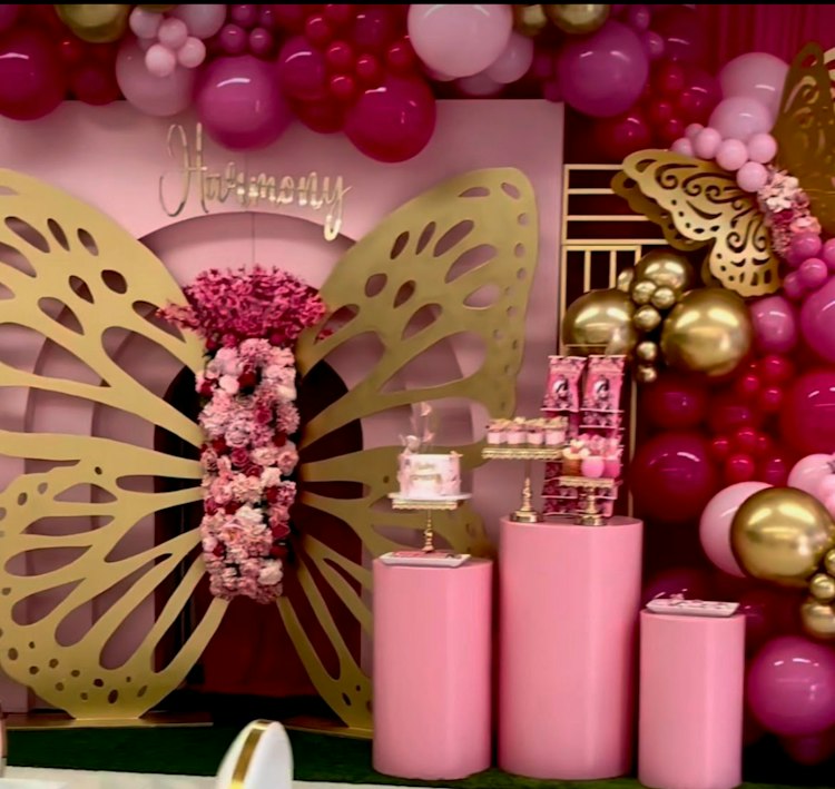 Roxana's Decor Package Part 1