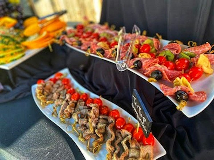 Appetizer - Tri-Tip Gorgonzola Skewers