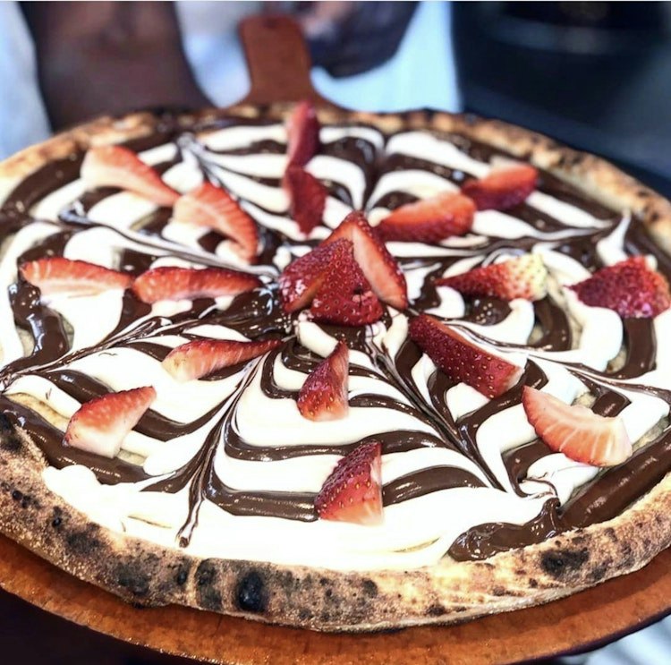 Sweet Pizza