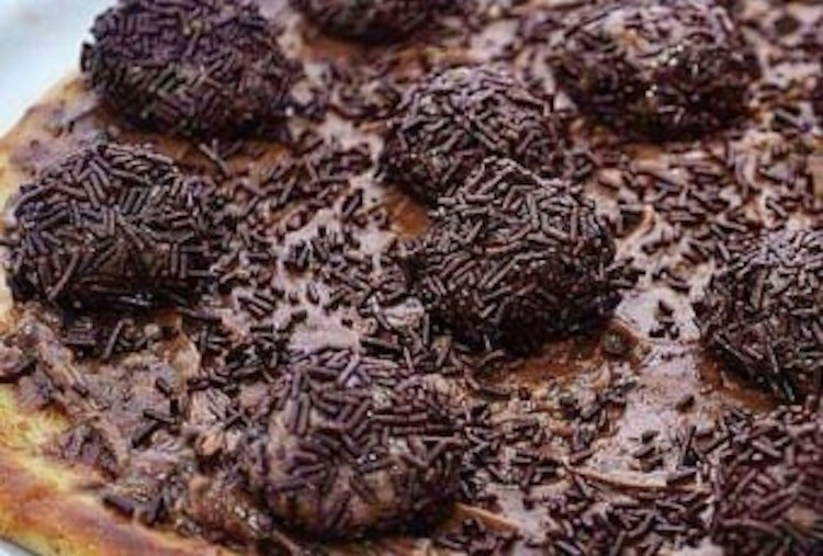 Sweet Pizza