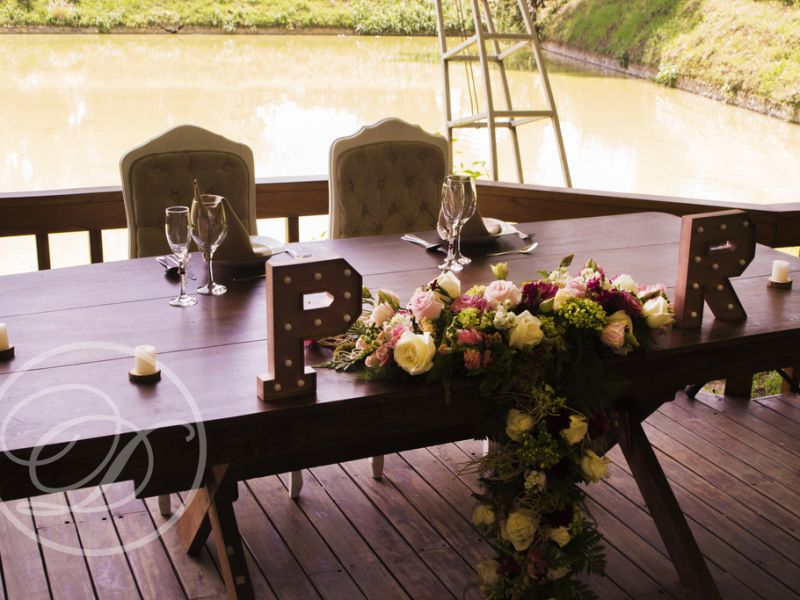 Mesas y Sillones de Novios image 4