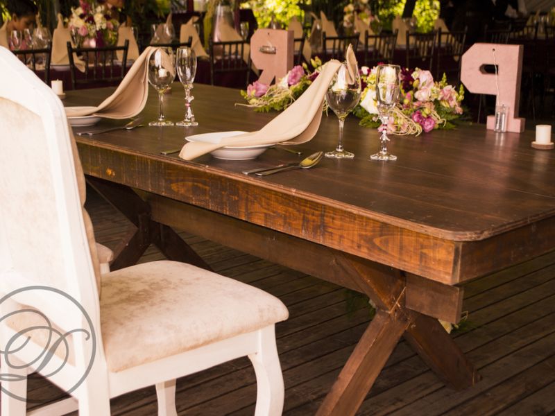 Mesas y Sillones de Novios image 7