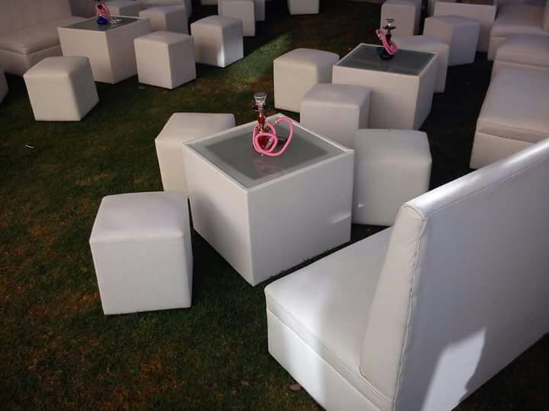 Salas Lounge image 3