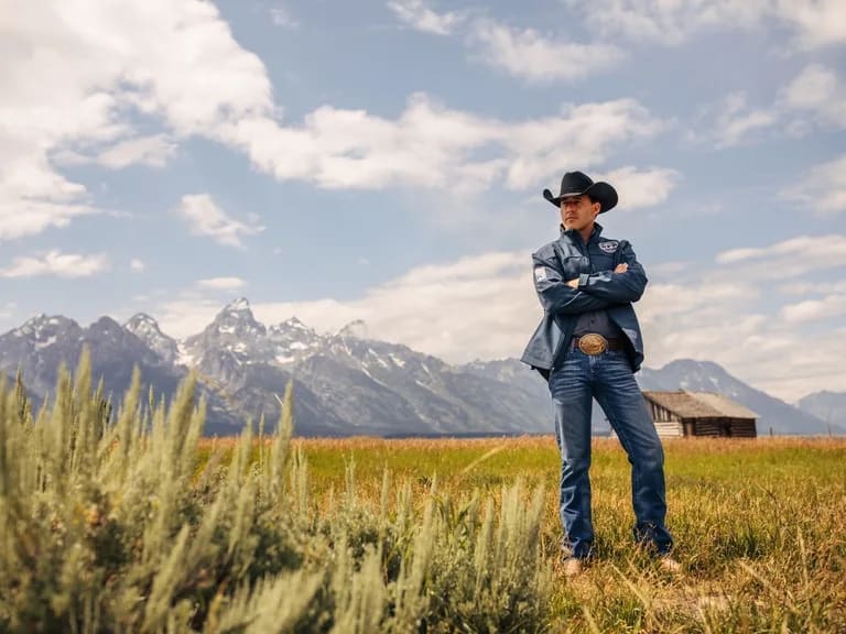Aaron Watson at Blackhawk Creek Grill on Oct 10, 2026
