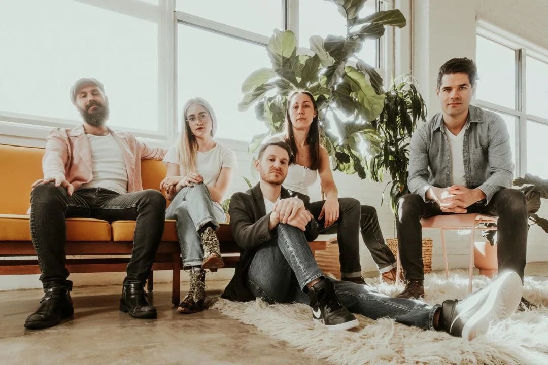 An evening with GHOST LIGHT feat. Tom Hamilton & Holly Bowling