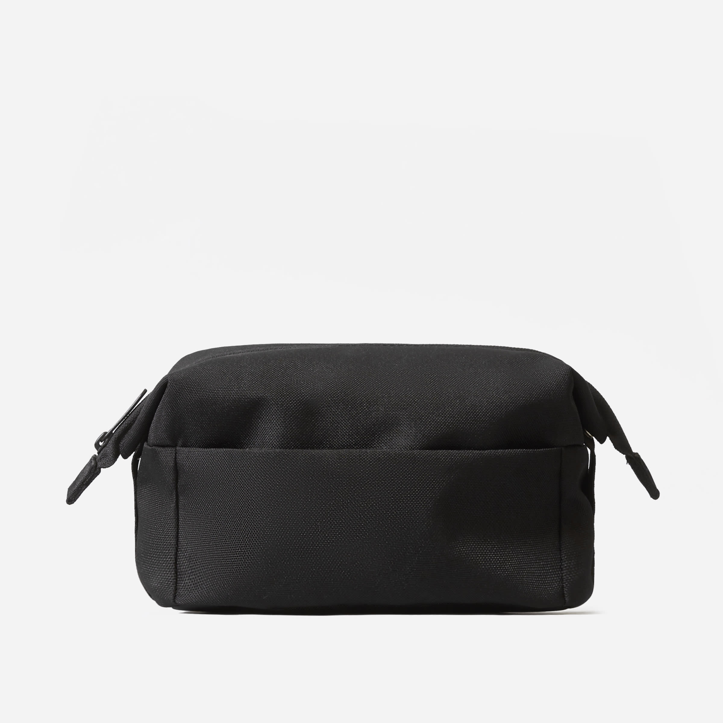 15 Best Men's Toiletry Bags & Dopp Kits in 2023, According to