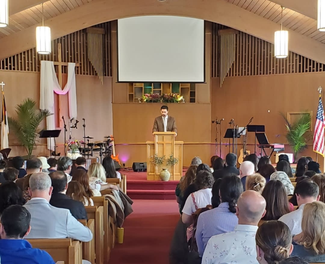 Pastor Daniel Batarseh