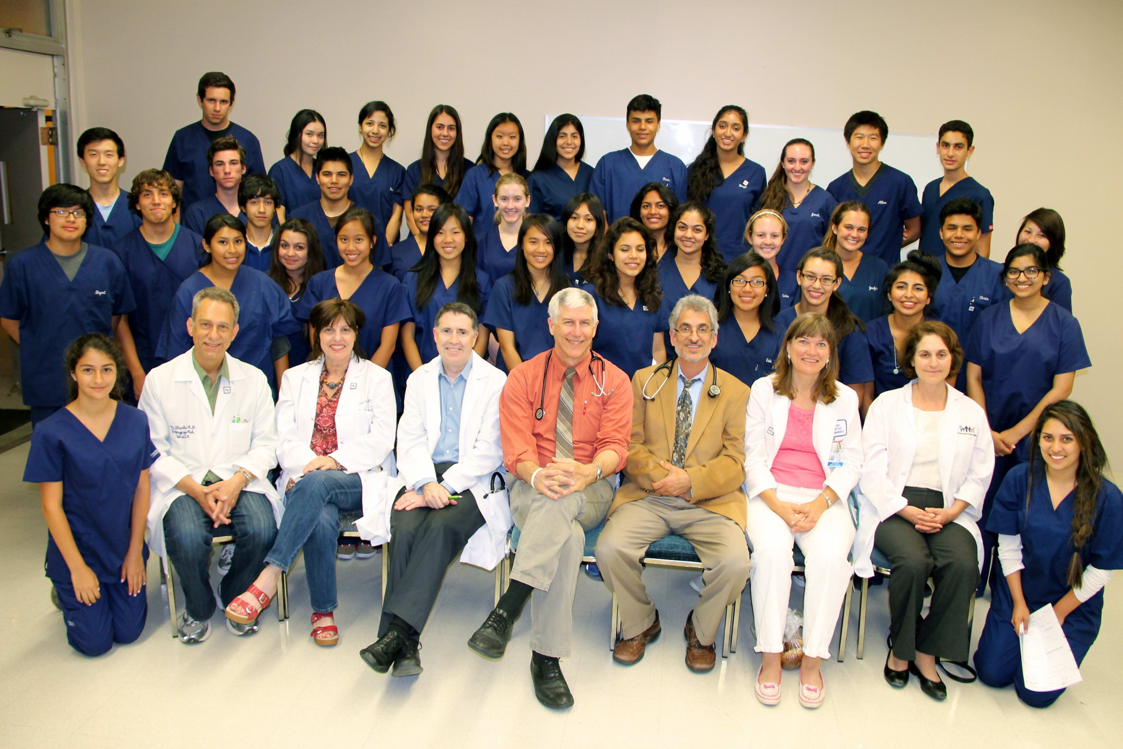 Westminster Free Clinic brings together volunteer healthcare professionals and high school students to provide access to free health services to low-income uninsured people in Ventura County who cannot afford to pay for health care.  