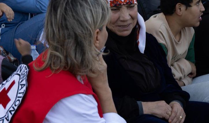 Syria: To help Zakieh and many families like hers, the ICRC is working in partnership with our partners in the Red Cross/Red Crescent Movement to assess and meet the immediate needs of people crossing the border, staying in shelters or being hosted in communities. Our emergency response has been bolstered, allowing the ICRC and its partners to respond effectively to some of the most critical needs, such as water and hygiene, medical care, food, and protection.