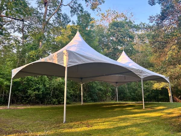 40x20 high peek tent